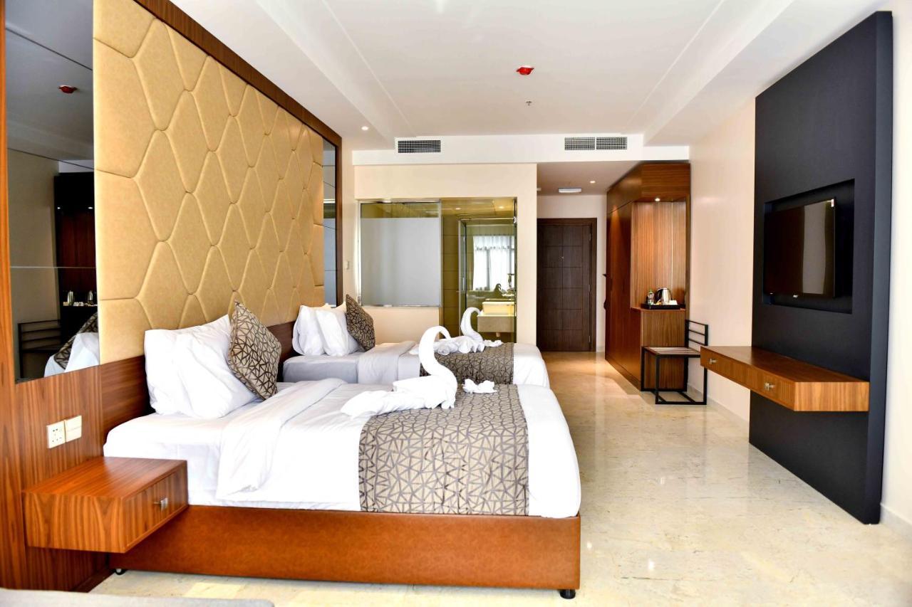 Be Inn Hotel Сиб Экстерьер фото