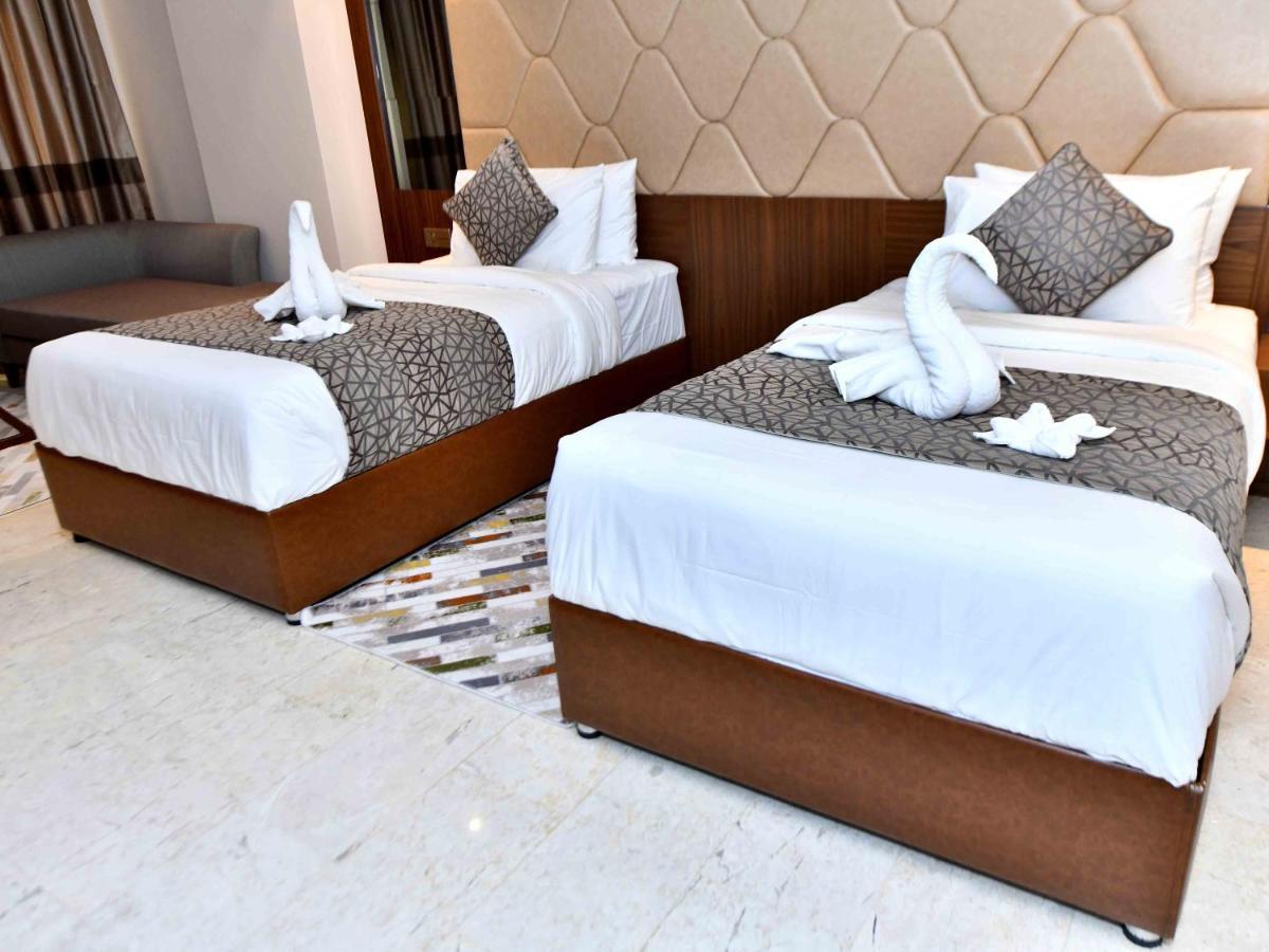 Be Inn Hotel Сиб Экстерьер фото