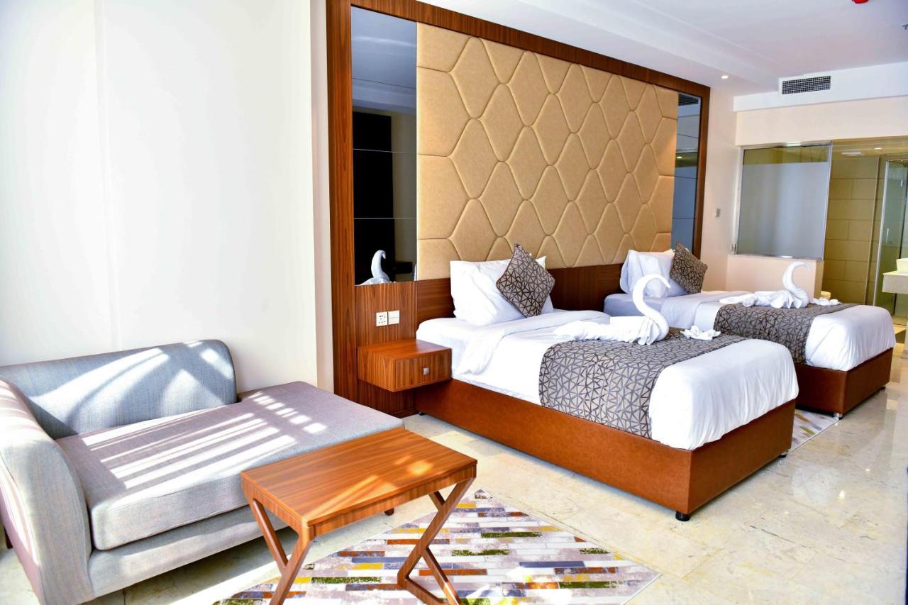 Be Inn Hotel Сиб Экстерьер фото